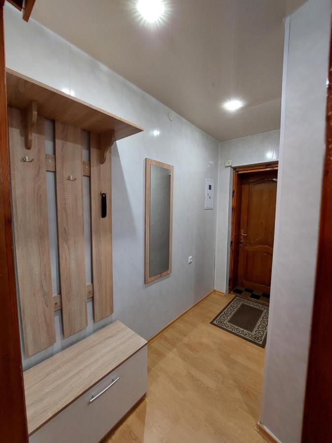 Подобова Оренда Двокімнатної Квартири Старичі Extérieur photo